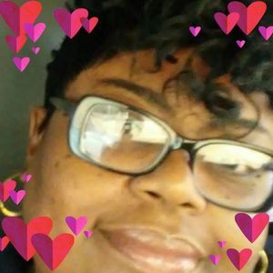 Meet your Posher, Linette